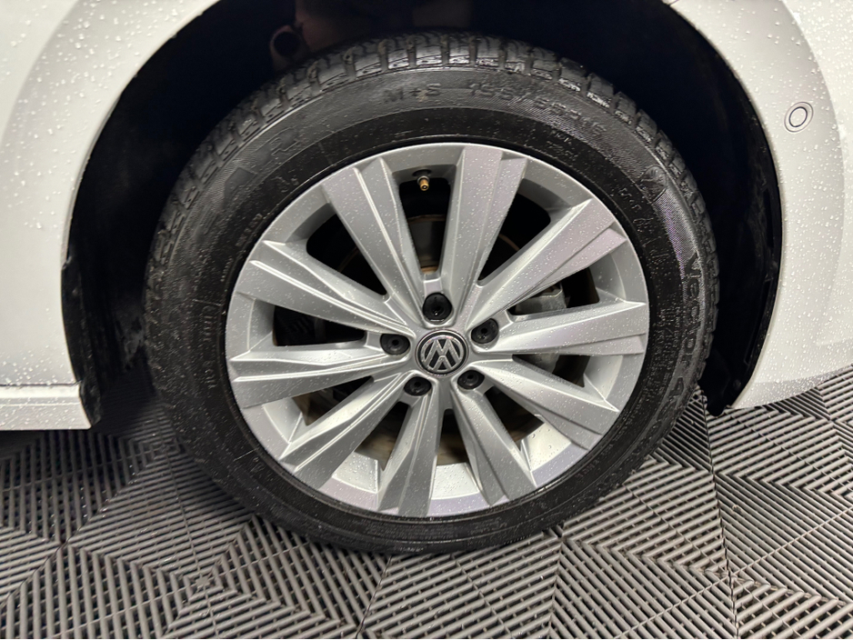 2018 Volkswagen Polo VOLKSWAGEN POLO 1.0 TSI DSG*REVERSE CAM & PARK ASSIST*ADAPTIVE CRUISE CONTROL*BLUETOOTH AUDIO*FINANCE AVAILABLE TRADE INS WELCOME* €15,950