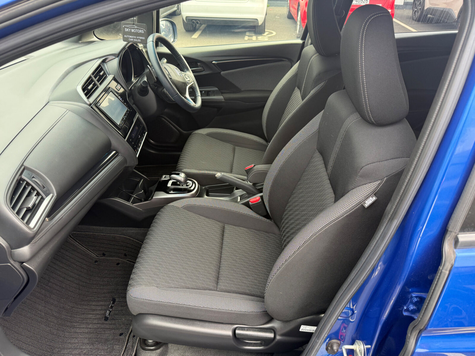 2018 Honda Fit - image 22