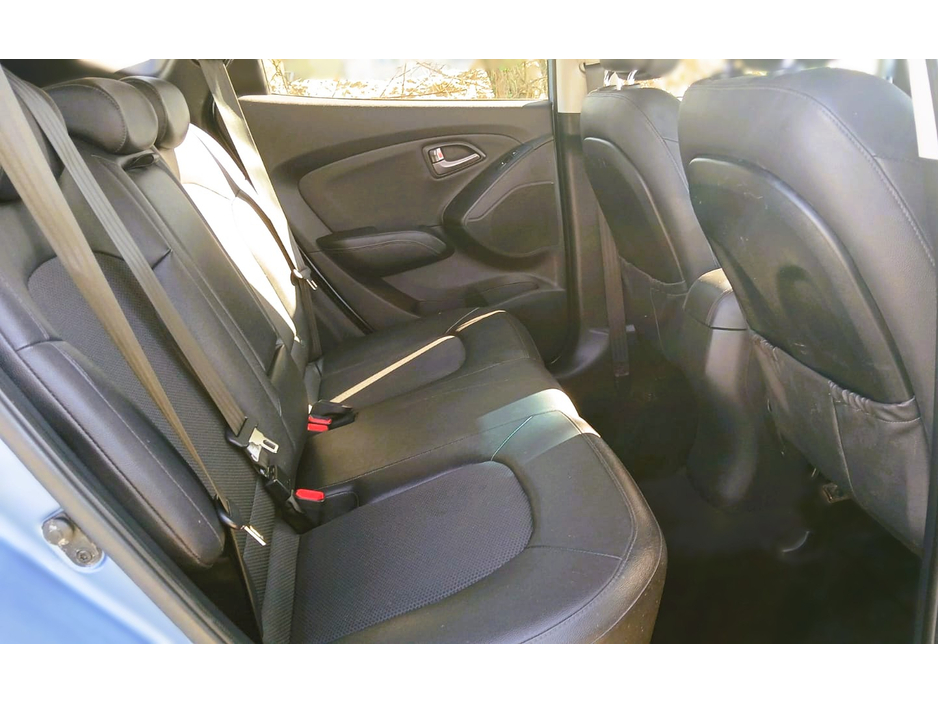 2013 Hyundai ix35 - image 17