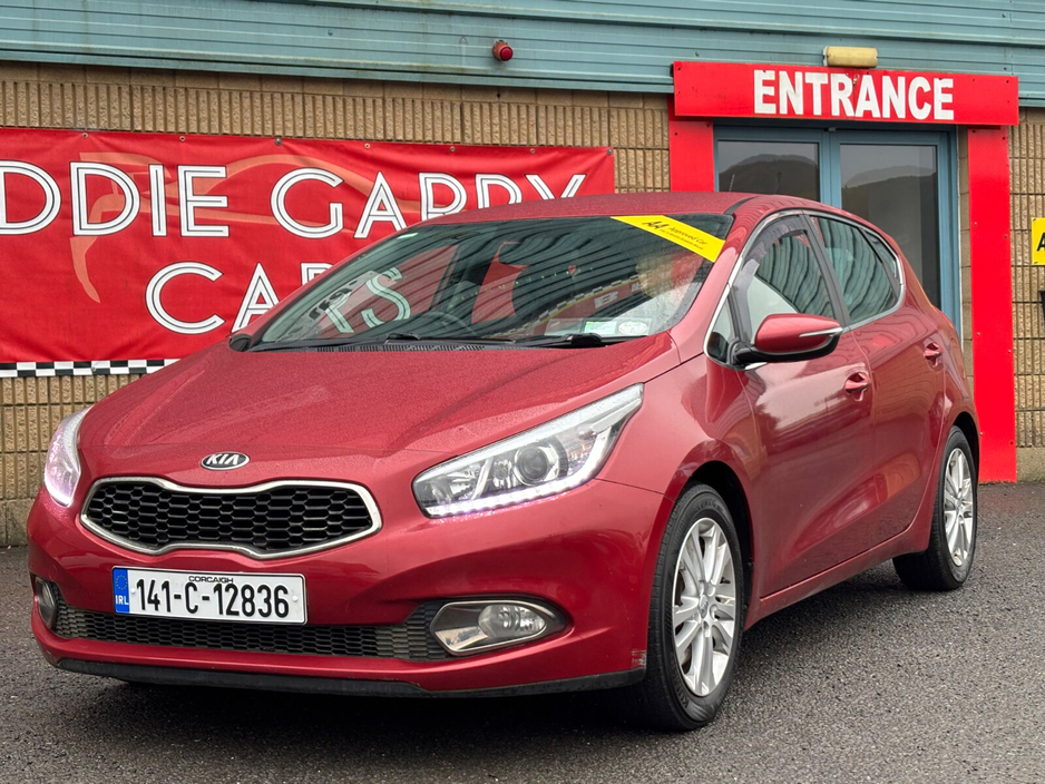 2014 Kia Ceed - image 2