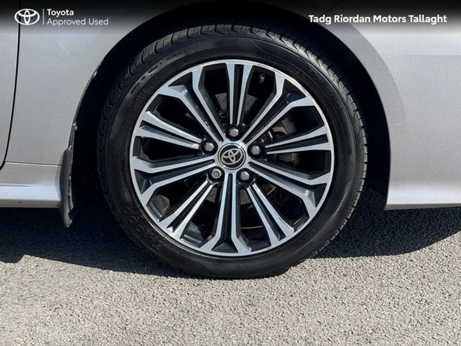 2021 Toyota Corolla - image 6
