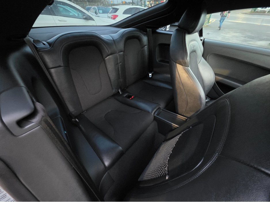 2012 Audi TT - image 5