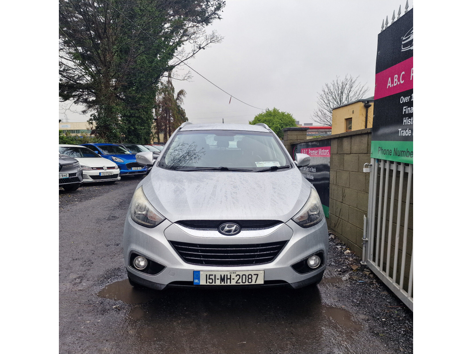 2015 Hyundai ix35 2.0 Diesel Executive 4WD 136hp €6,450