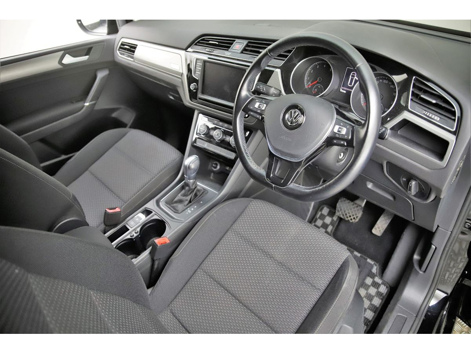 2017 Volkswagen Touran 1.4 TSI DSG COMFORTLINE *REVERSE CAM*CARPLAY*ANDROID AUTO*PARK SENSORS* €17,890