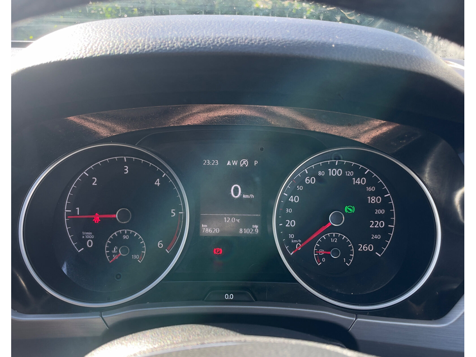 2018 Volkswagen Touran - image 14