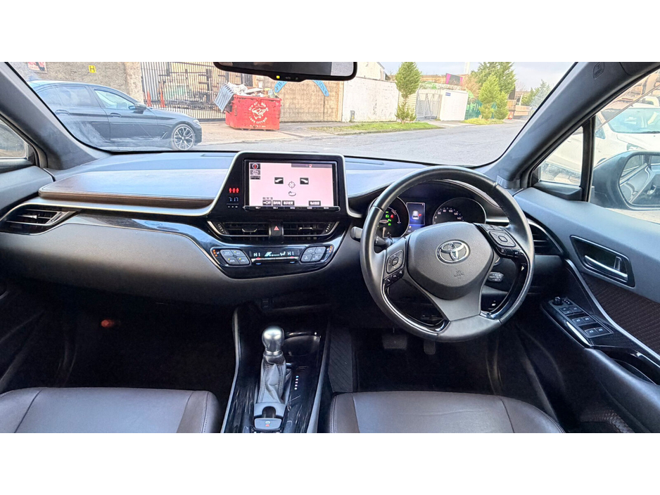 2019 Toyota C-HR 1.8 HYBRID LUNA €22,499