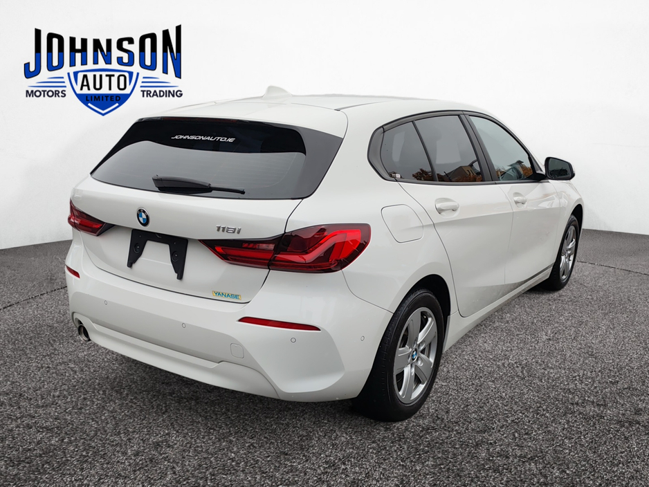 2020 BMW 1 Series - image 6