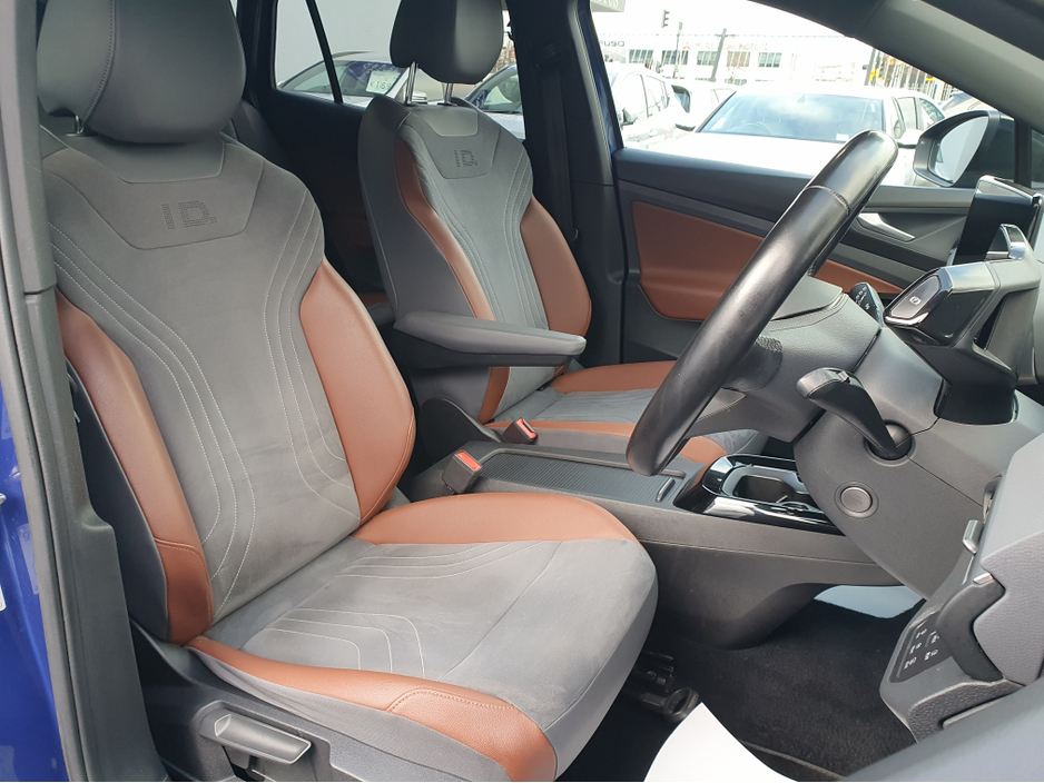 2021 Volkswagen ID.4 PRO PERFORMANCE FULLY ELECTRIC NCT 03/27 FINANCE AVAILABLE €90 PER WEEK HEATED STEERING WHEEL/ HEATED SEATS/ SAT NAV/ TOUCH SCREEN/ ANDROID AUTO/ APPLE CAR PLAY/ REVERSE CAMERA/ HISTORY CHECKED €19,900