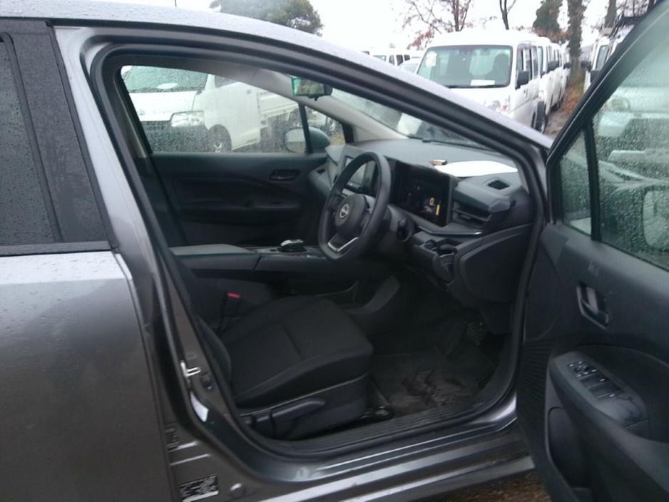 2021 Nissan Note - image 9