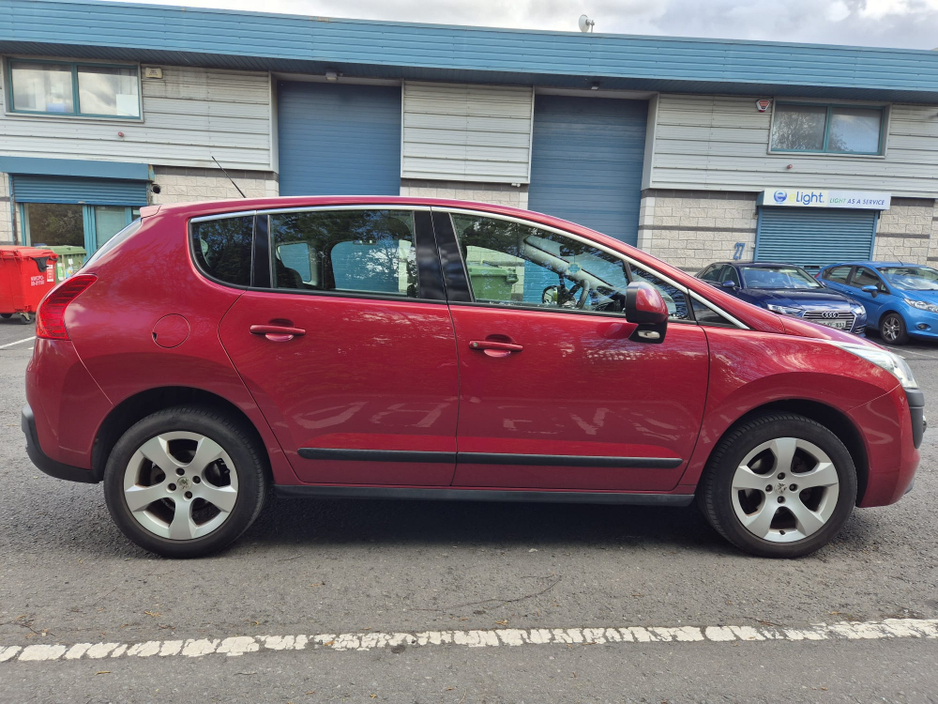 2013 Peugeot 3008 - image 4