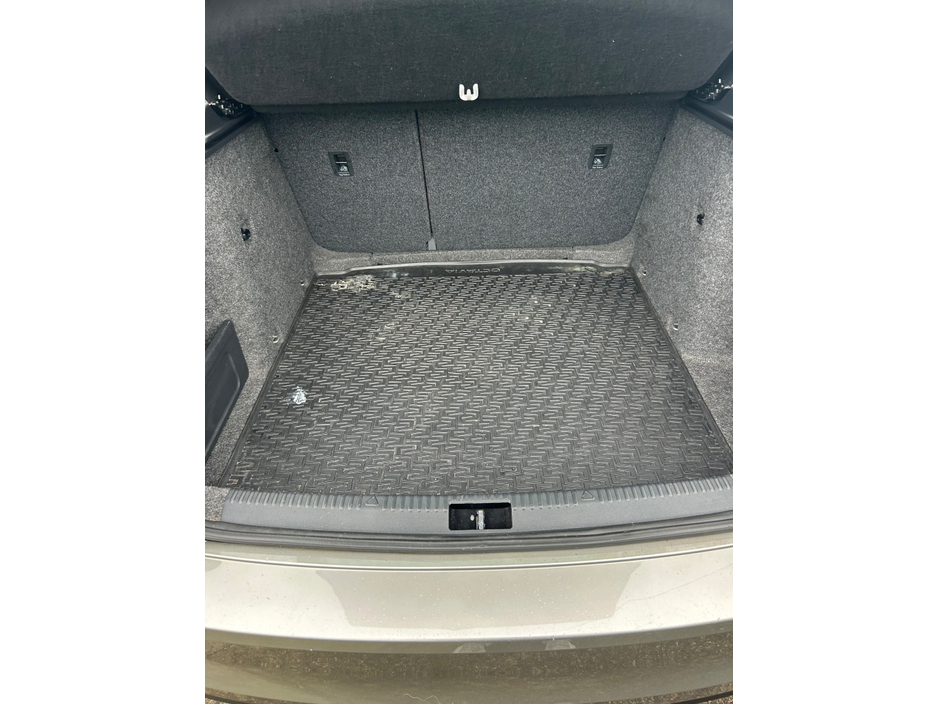 2015 Skoda Octavia AMBITION 1.6 TDI 105HP €8,995