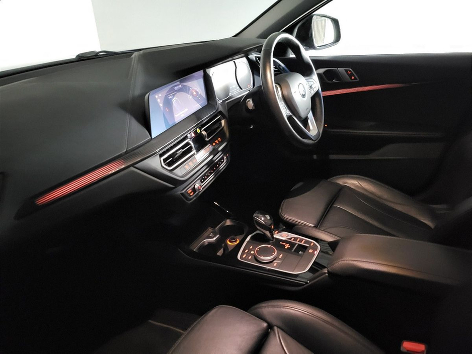 2021 BMW 1 Series 116d Sport €24,975