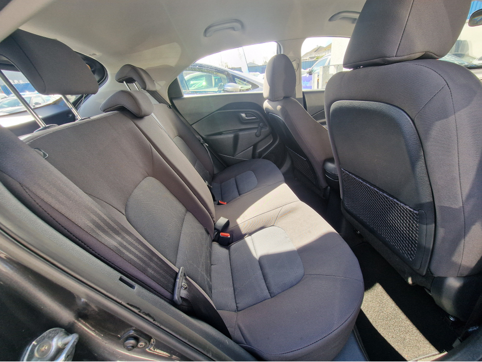 2016 Kia Rio - image 28