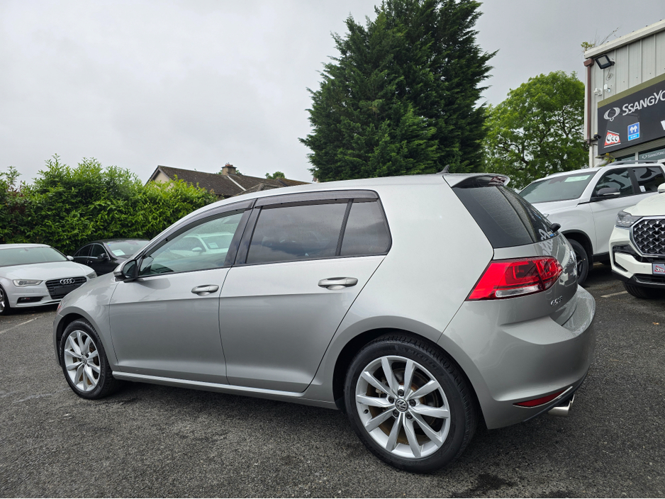 2016 Volkswagen Golf ( 162 REG ) 1.4 HIGHLINE EDITION ALCANTARA SEATS PRIVACY GLASS REVERSING CAMERA - SIMI DEALER - LOW ROAD TAX BAND €16,450