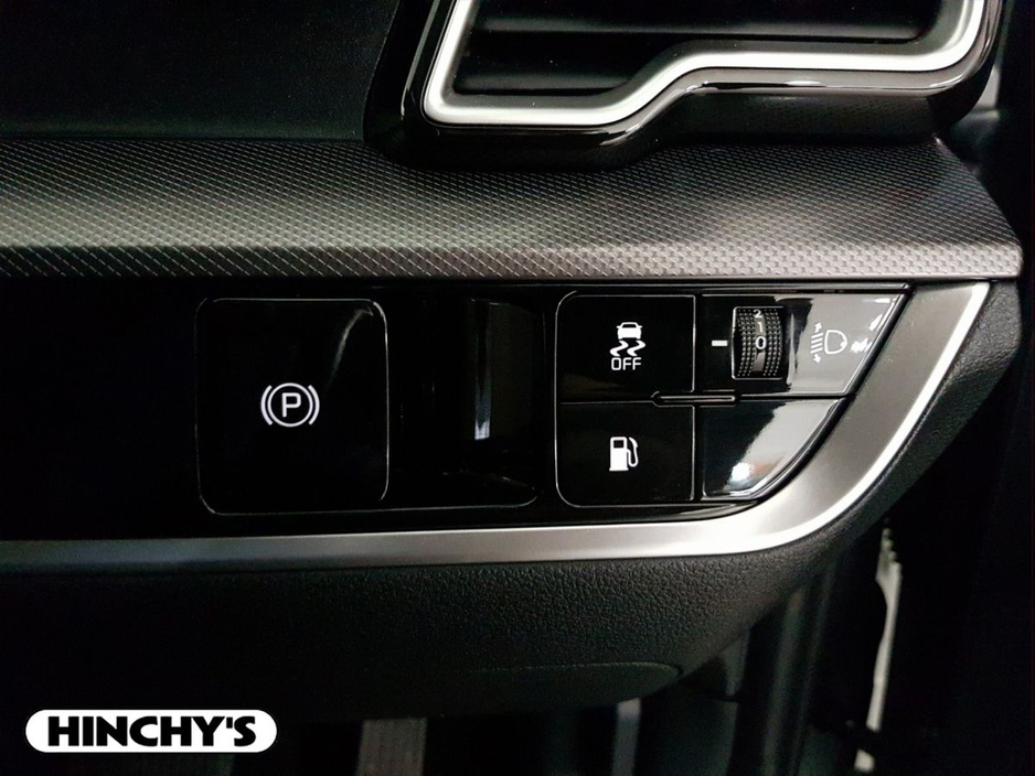 2023 Kia Sportage - image 18