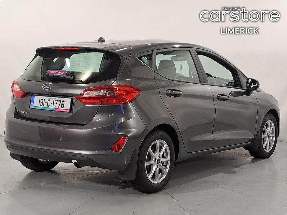 2019 Ford Fiesta - image 3