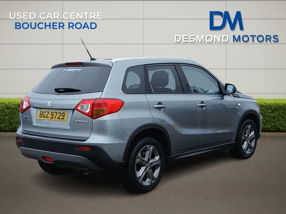 2016 Suzuki Vitara - image 10