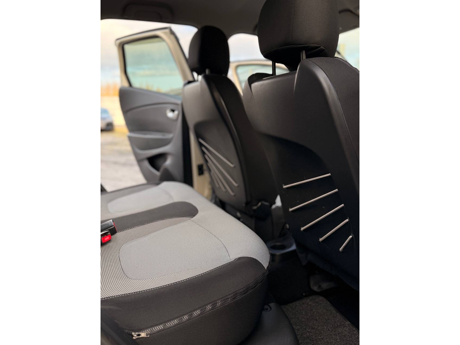 2016 Renault Captur - image 31