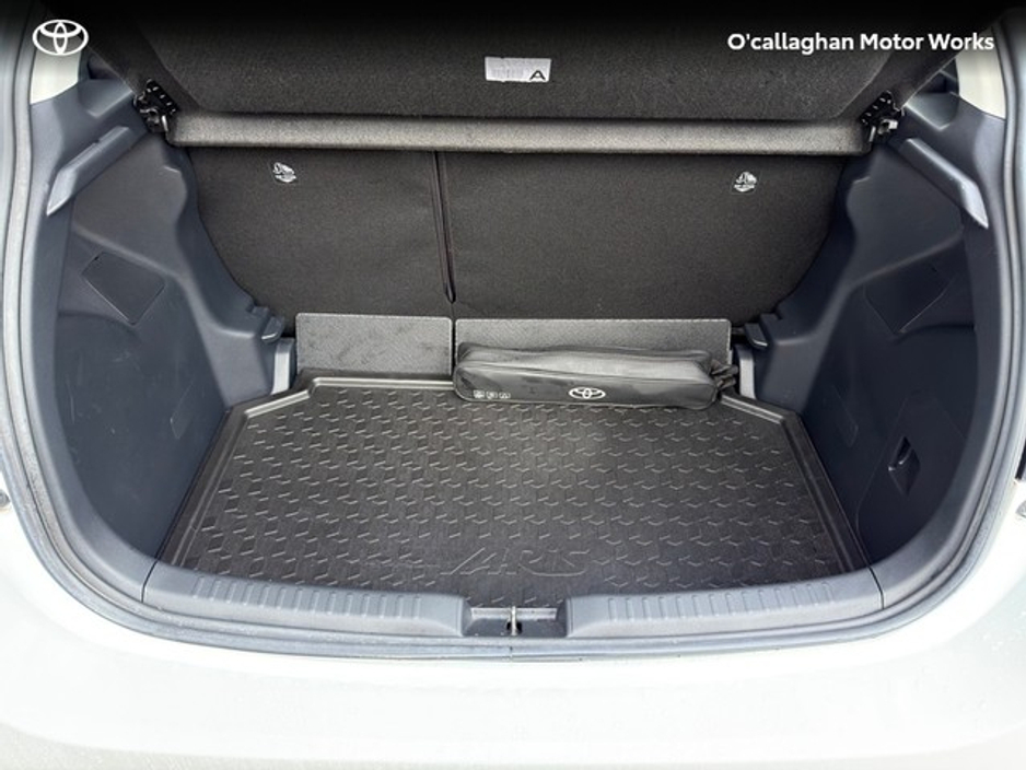 2024 Toyota Yaris 1.5 LUNA 4DR €26,950