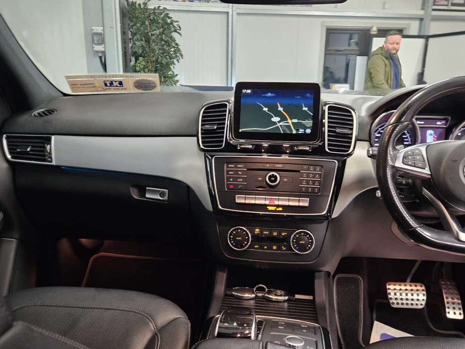 2018 Mercedes-Benz GLE Class - image 9