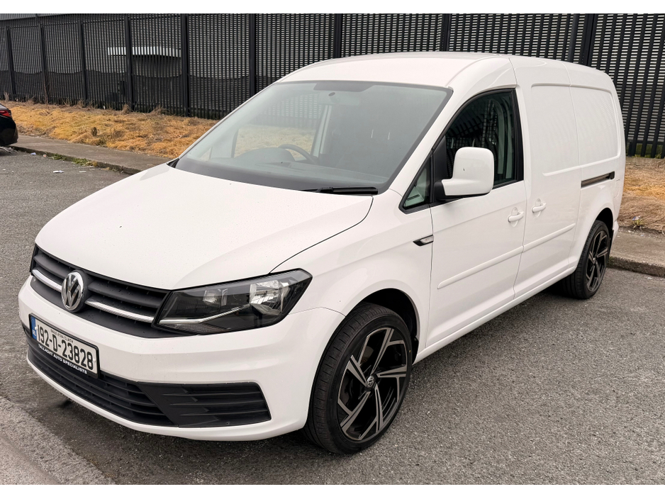 2019 Volkswagen Caddy - image 12