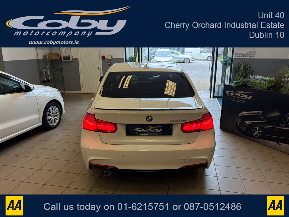 2017 BMW 3 Series - image 9