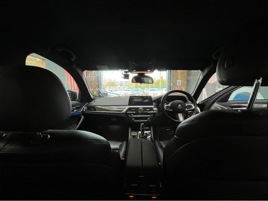 2018 BMW 5 Series €24950 2018 BMW 530E M-SPORT IPERFORMANCE 2.0 AUTOMATIC / CRUISE CONTROL / 360° CAMERA / ELECTRIC MEMORY & HEATED SEATS / PADDLE SHIFTERS / AMBIENT LIGHTS / HEATED REAR SEATS €24,950