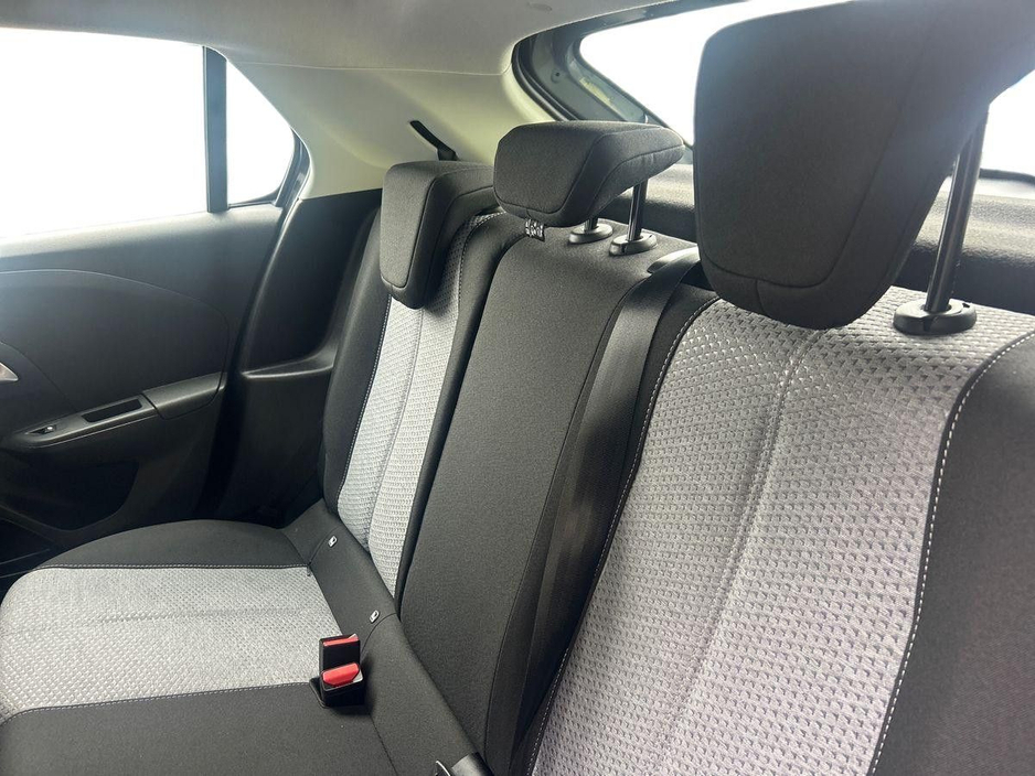 2025 Opel Corsa - image 10