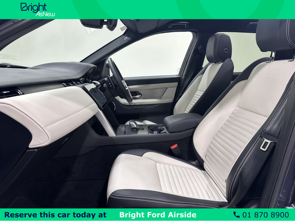 2024 Land Rover Discovery - image 19