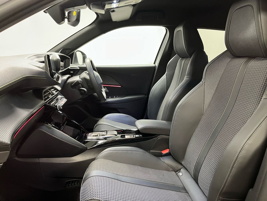 2023 Peugeot 2008 - image 19