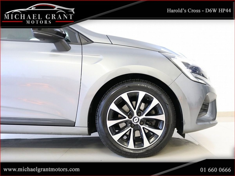 2023 Renault Clio AUTOMATIC 1.0 PETROL TCe90 CVT D Full Equilibre / 1 OWNER / IRISH CAR €19,950