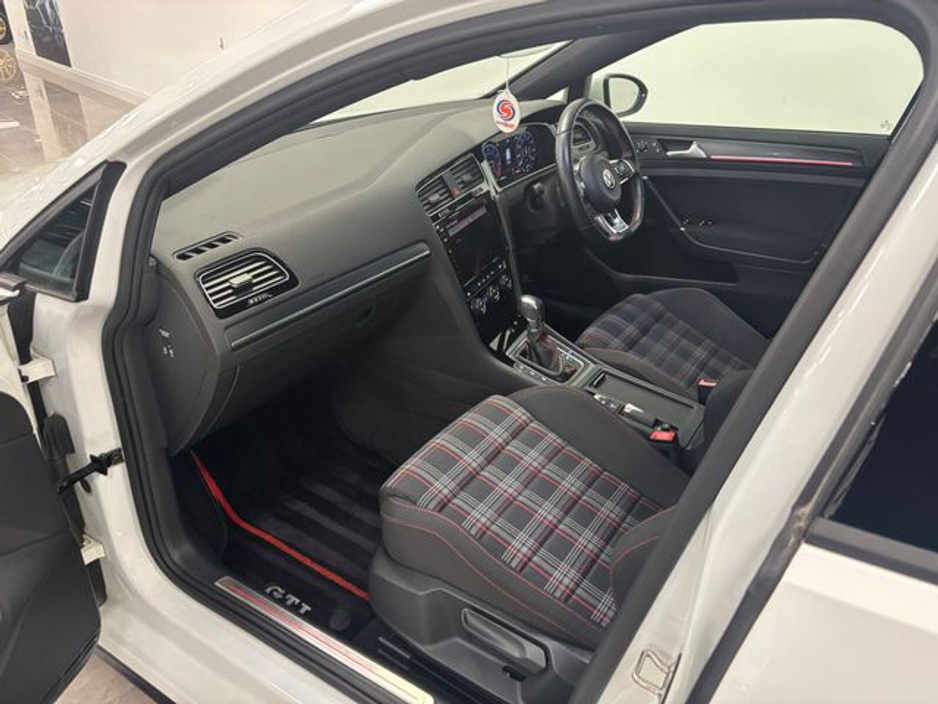 2017 Volkswagen Golf 2.0 TSI 5DR 230HP GTI DSG €20,850