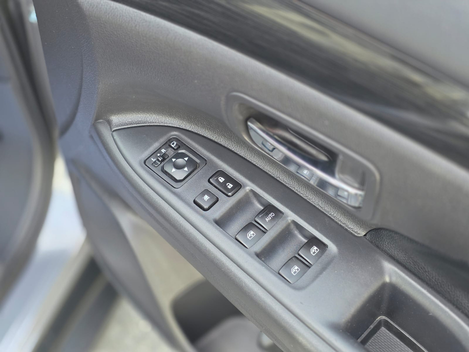 2019 Mitsubishi Outlander OUTL 4WD MT BLACK LINE 4DR €25,950