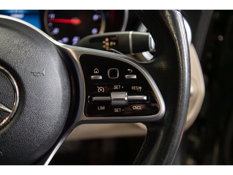 2019 Mercedes-Benz C Class - image 15