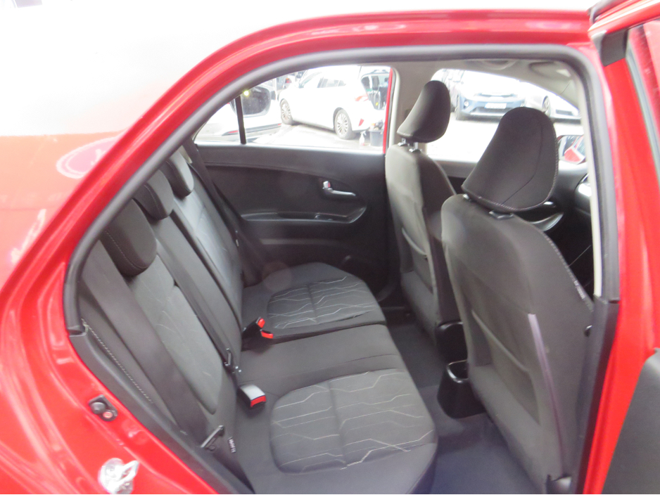 2011 Kia Picanto - image 7