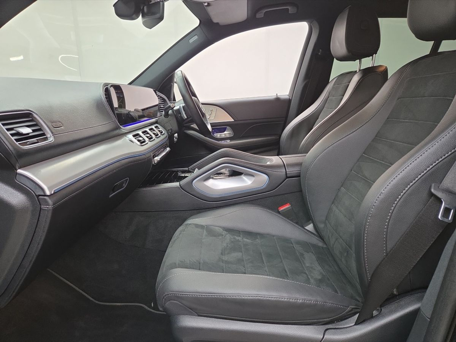 2024 Mercedes-Benz GLE Class - image 4