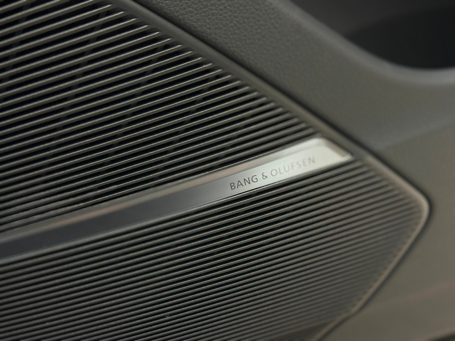 2025 Audi Q7 55 TFSI E S LINE BLACK ED QUATTRO €97,990