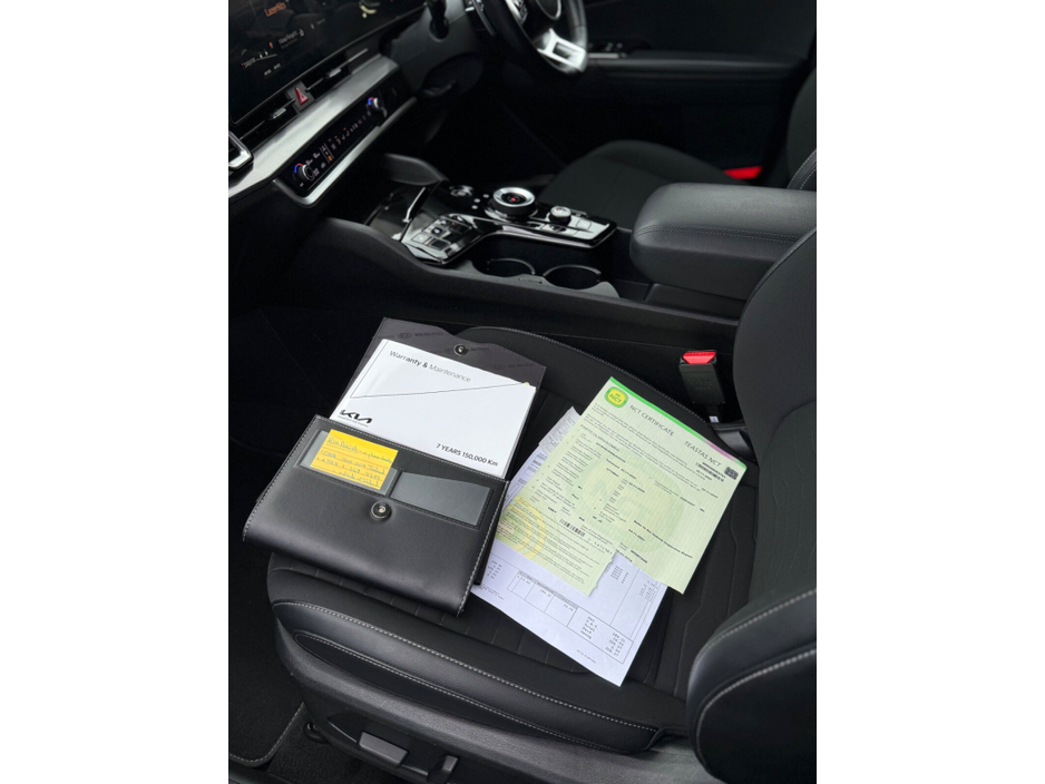 2022 Kia Sportage - image 42