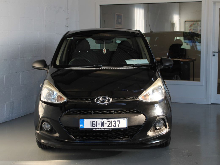 2016 Hyundai i10 - image 2