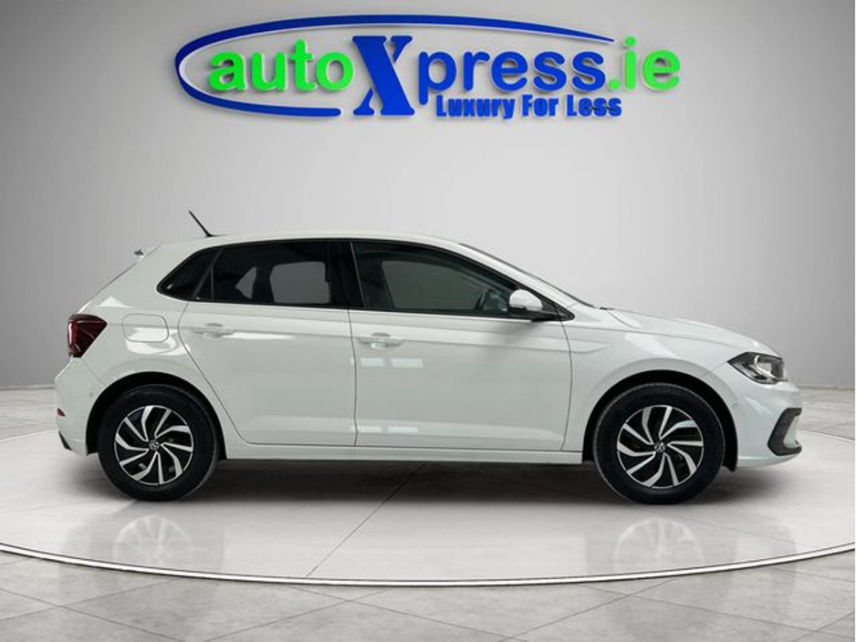 2022 Volkswagen Polo - image 15