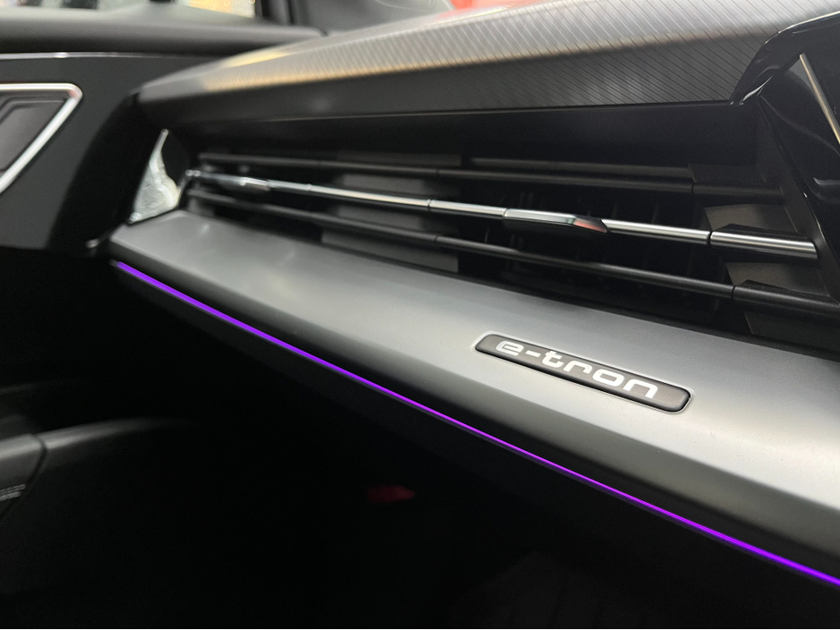 2023 Audi Q4 e-tron - image 18