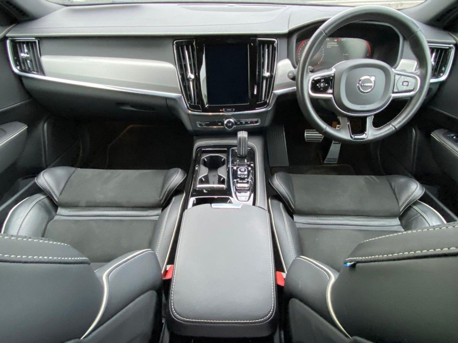 2021 Volvo S90 R-DESIGN T8 PHEV €36,995