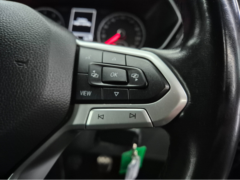 2020 Volkswagen T-Cross - image 13
