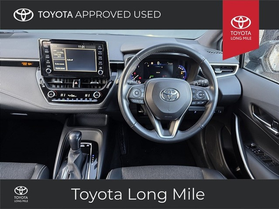 2023 Toyota Corolla - image 9