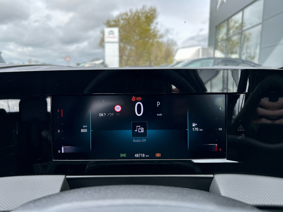 2025 Opel Astra - image 7