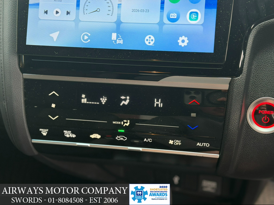 2018 Honda Fit - image 7