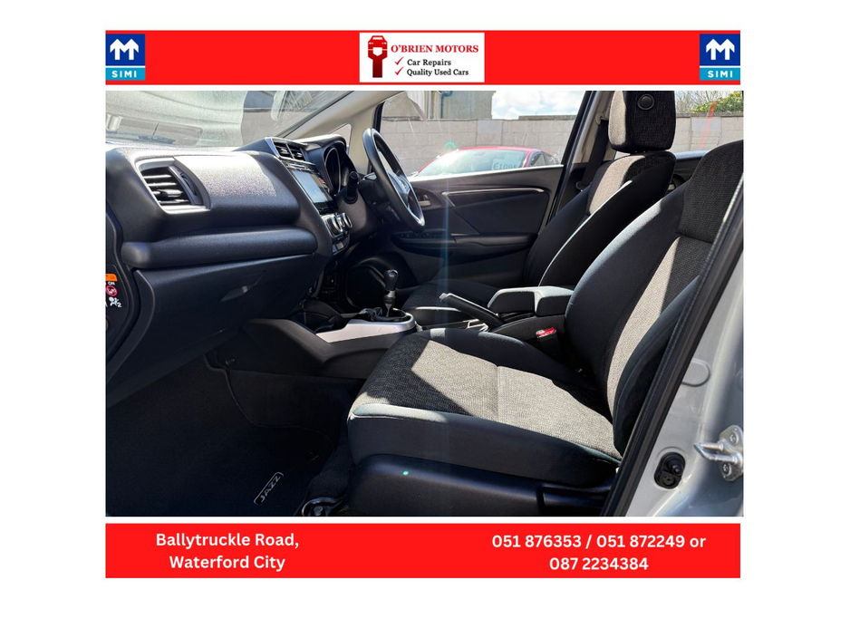 2016 Honda Jazz - image 6