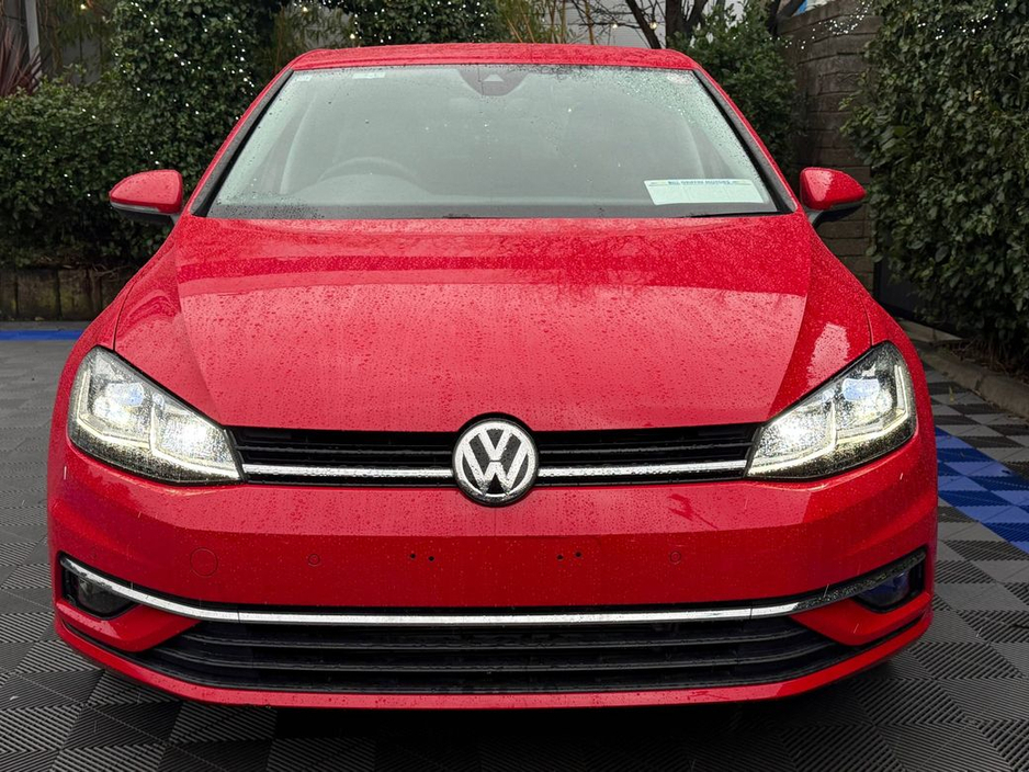 2020 Volkswagen Golf COMFORTLINE 1.2 TSI // VERY LOW MILEAGE // FULL SERVICE HISTORY // APPLE CARPLAY/ANDROID AUTO €20,900