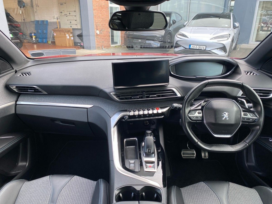 2023 Peugeot 3008 - image 15