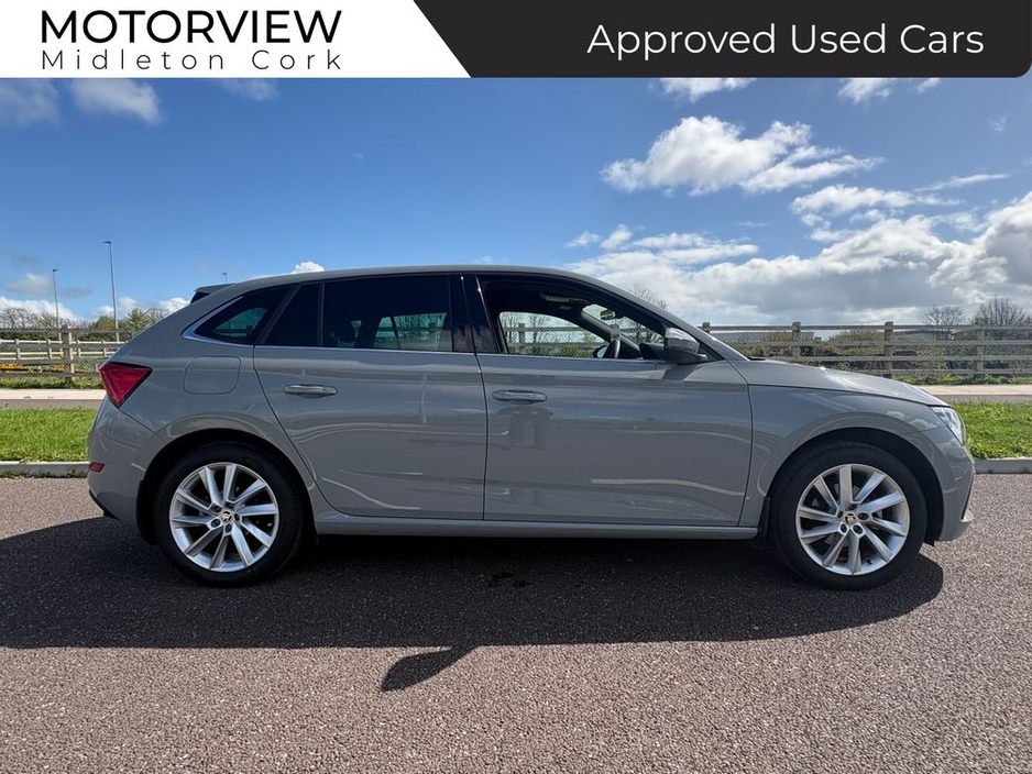 2024 Skoda Scala - image 2